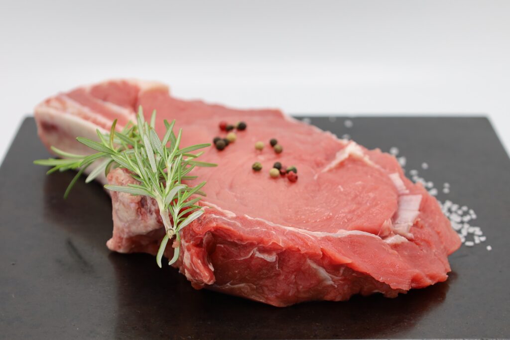 dunne lende met been